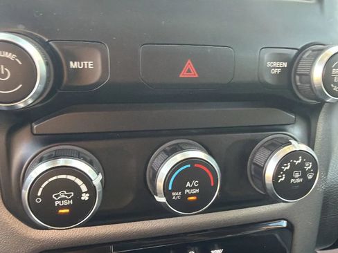 Used 2020 RAM 1500 Big Horn AWD/4WD image 28