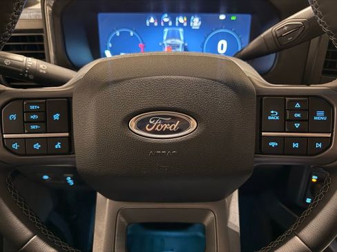 Used 2025 Ford F250 Lariat w/ Chrome Package AWD/4WD image 19