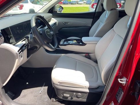 Used 2025 Hyundai Tucson Limited image 20