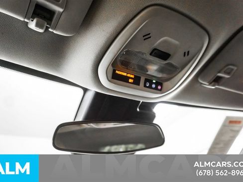 Used 2025 Chevrolet Trax LT FWD image 51