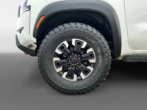 Used 2022 Nissan Frontier PRO-4X w/ Off-Road Protection Package image 16