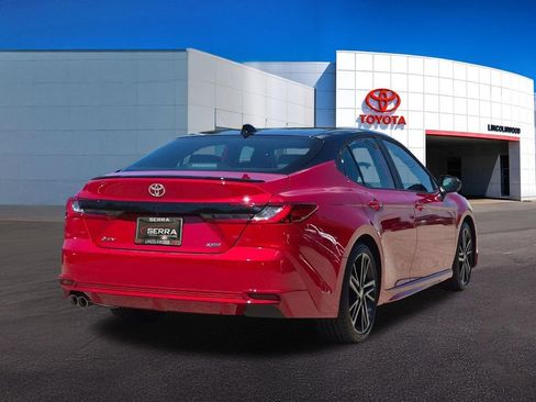 Used 2026 Toyota Camry XSE FWD image 10