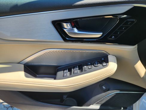 Certified 2024 Acura MDX SH-AWD w/ Technology Package image 19
