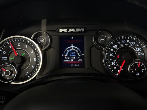 Used 2025 RAM 1500 Big Horn RWD image 15