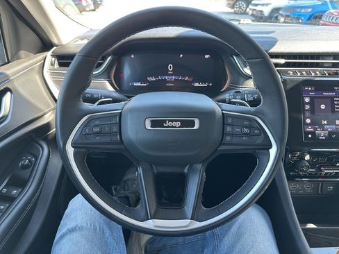 Used 2023 Jeep Grand Cherokee L Laredo AWD/4WD image 29