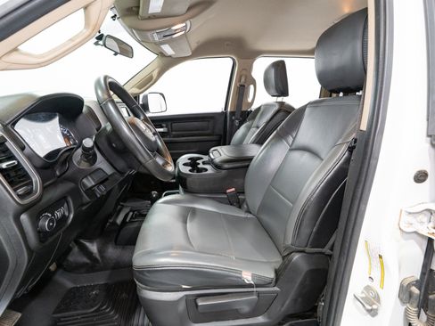 Used 2019 RAM 2500 Tradesman w/ Chrome Appearance Group AWD/4WD image 15