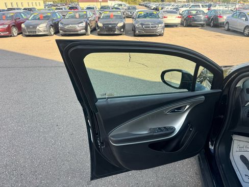 Used 2013 Chevrolet Volt image 14