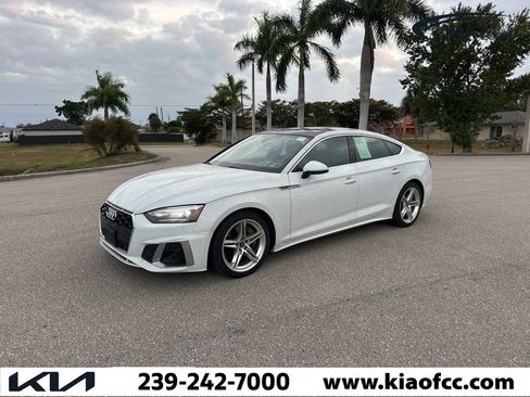 Used 2022 Audi A5 2.0T Premium image 2