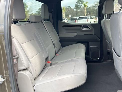 Used 2024 Chevrolet Silverado 1500 LT image 8