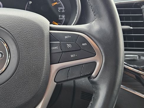 Used 2019 Jeep Grand Cherokee Limited w/ Luxury Group II RWD image 28