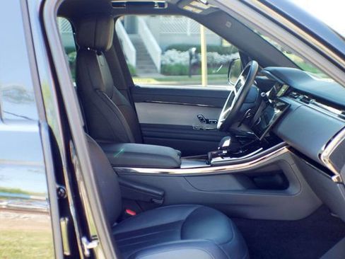 Used 2024 Land Rover Range Rover Sport SE image 43