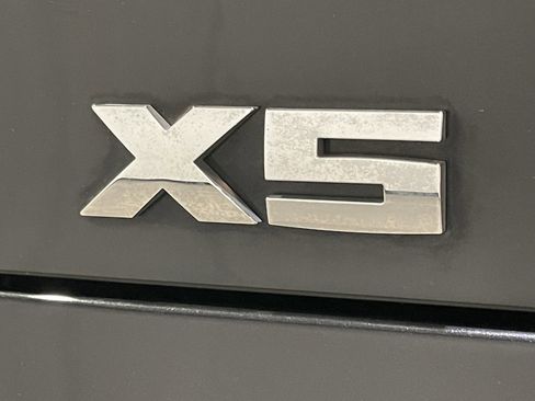 Used 2024 BMW X5 M60i w/ Parking Assistance Package AWD/4WD image 25