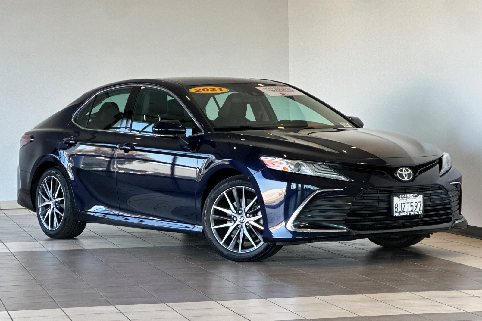 Certified 2021 Toyota Camry XLE FWD image 2