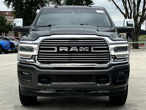 Used 2024 RAM 2500 Laramie w/ Safety Group AWD/4WD image 9