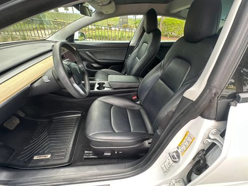 Used 2021 Tesla Model 3 Standard Range Plus RWD image 36