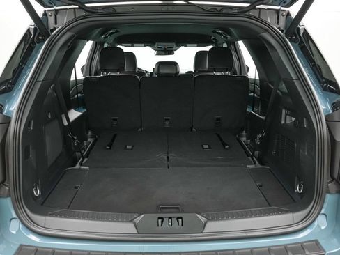 Certified 2025 Ford Explorer ST-Line w/ Premium Package AWD/4WD image 25