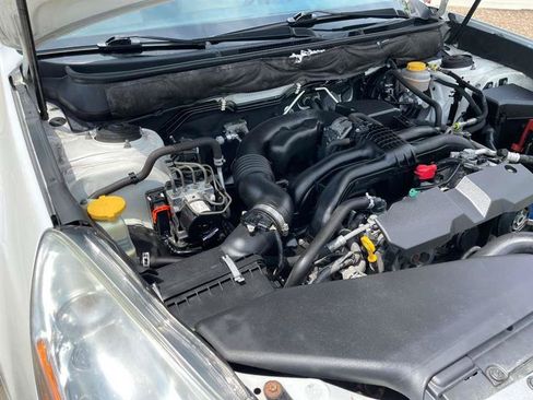 Used 2014 Subaru Outback 2.5i Premium AWD/4WD image 95