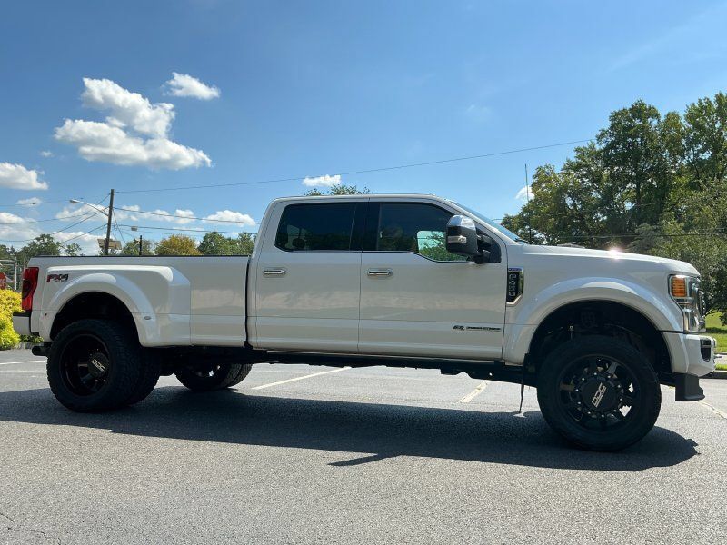 Used 2022 Ford F450 Platinum w/ FX4 Off-Road Package AWD/4WD image 4