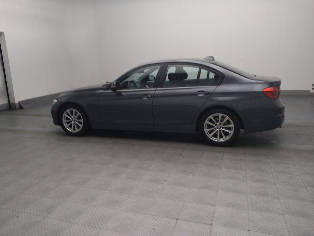 Used 2017 BMW 320i Sedan RWD image 3