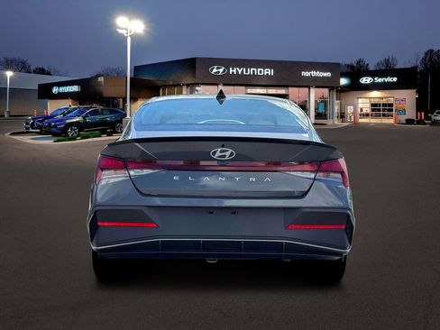 New 2026 Hyundai Elantra Sport image 6