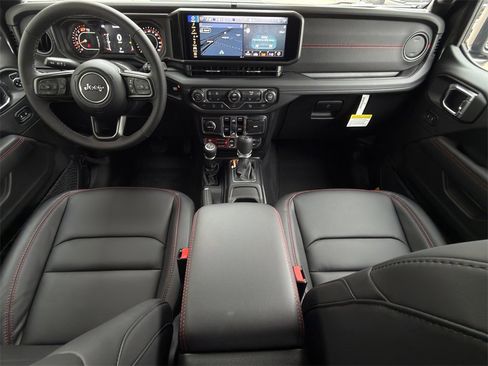 New 2025 Jeep Wrangler Unlimited Rubicon image 10