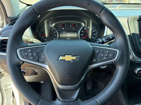 Used 2023 Chevrolet Equinox LT FWD image 8
