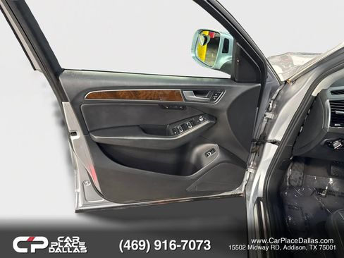 Used 2015 Audi Q5 2.0T Premium Plus w/ Technology Package image 15