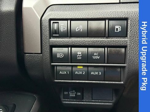 Used 2024 Toyota Tacoma TRD Off-Road w/ TRD Off Road Upgrade Package AWD/4WD image 29