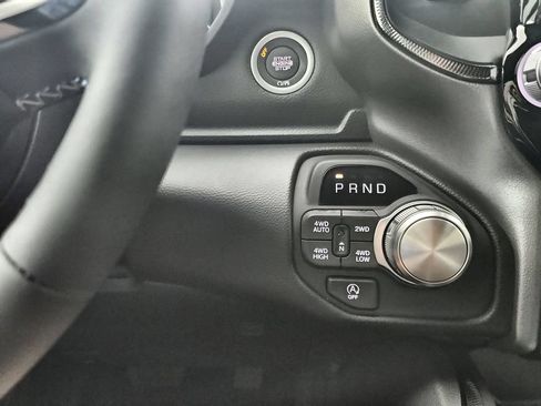New 2026 RAM 1500 Laramie AWD/4WD image 27