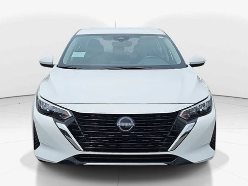 Used 2025 Nissan Sentra S FWD image 12