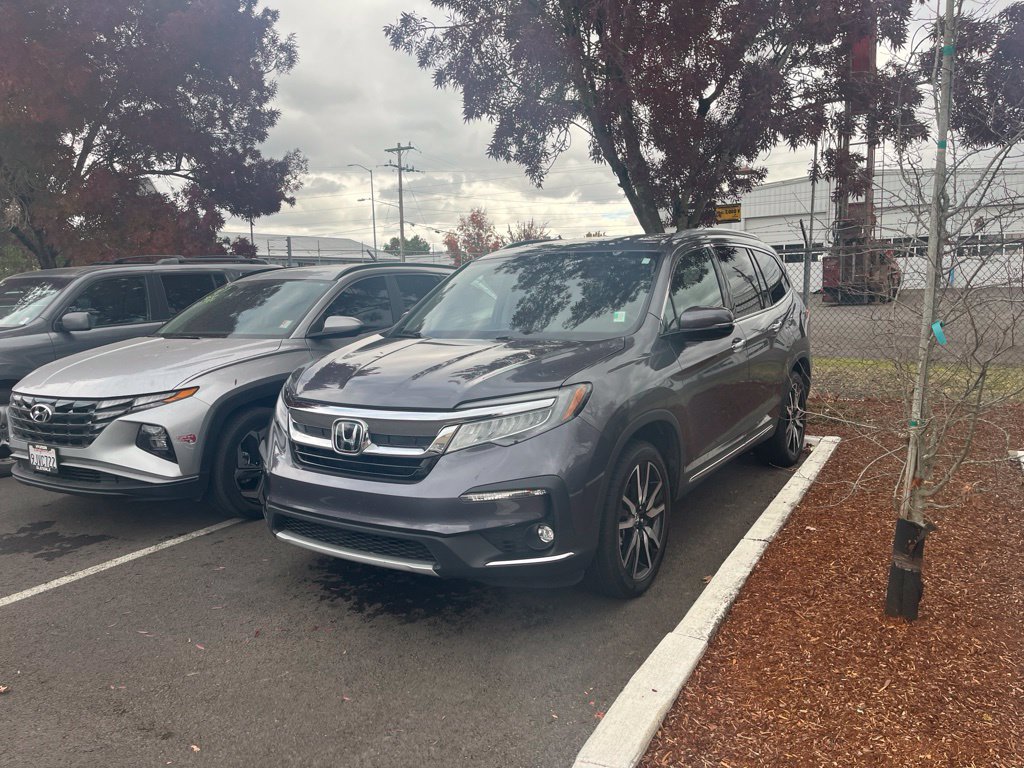 Used 2022 Honda Pilot Touring image 2