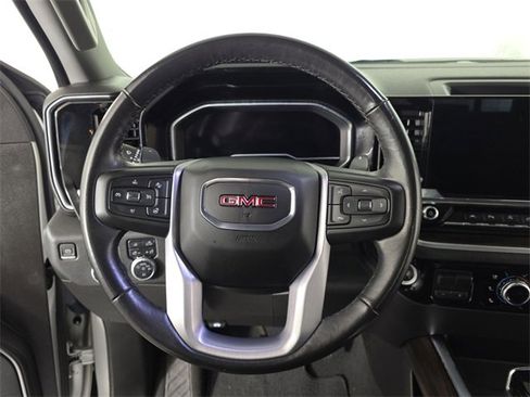 Used 2022 GMC Sierra 1500 SLT w/ SLT Premium Plus Package image 13