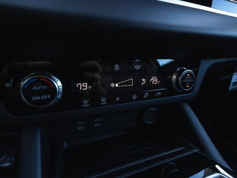 New 2026 Mitsubishi Outlander SE image 15