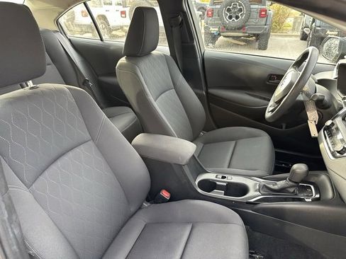 Used 2024 Toyota Corolla LE image 14