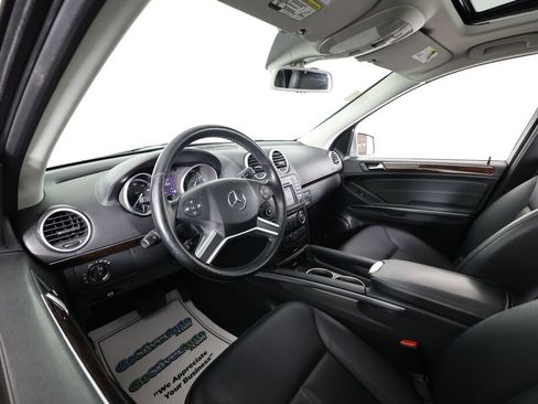 Used 2011 Mercedes-Benz GL 450 4MATIC image 10