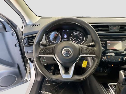 Used 2017 Nissan Rogue Sport S w/ S Appearance Package FWD image 10