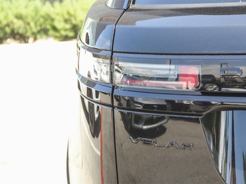New 2026 Land Rover Range Rover Velar Dynamic SE image 7