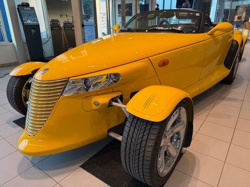 Used 2002 Chrysler Prowler RWD image 7