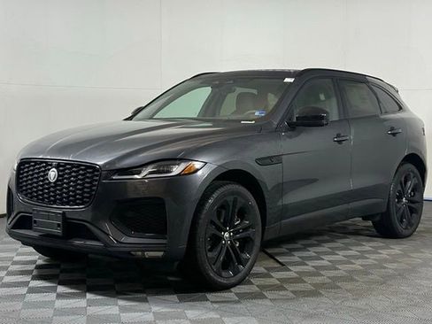 New 2026 Jaguar F-PACE R-Dynamic S image 2