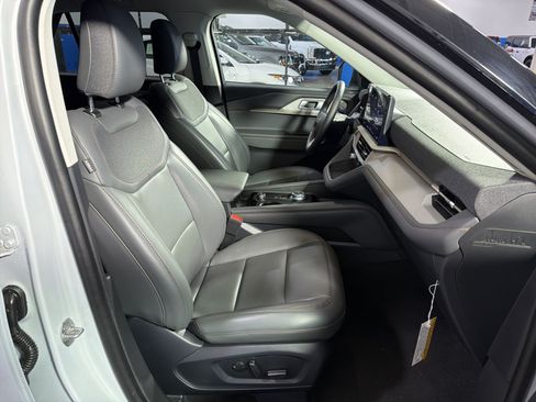 New 2026 Ford Explorer Active w/ Active Comfort Package AWD/4WD image 27