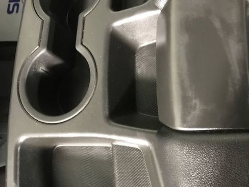 Used 2022 Chevrolet Silverado 1500 LT image 23