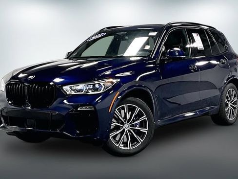 Used 2021 BMW X5 M50i w/ Executive Package AWD/4WD image 3