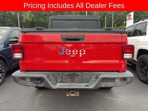 Used 2021 Jeep Gladiator Sport AWD/4WD image 8