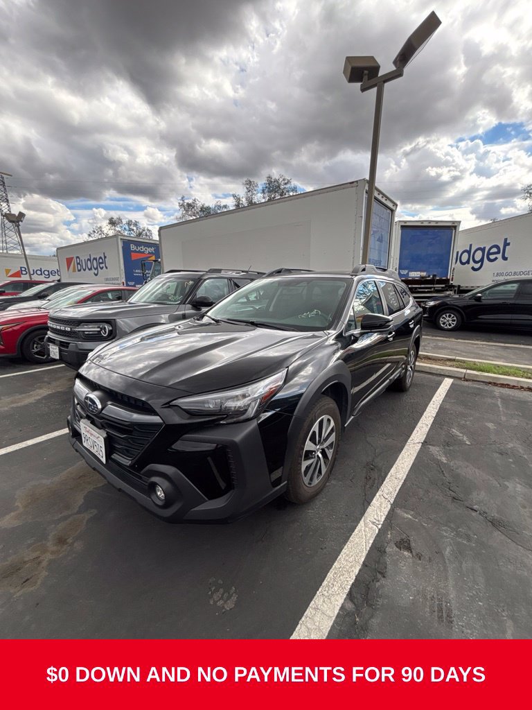 Used 2025 Subaru Outback Premium AWD/4WD image 1