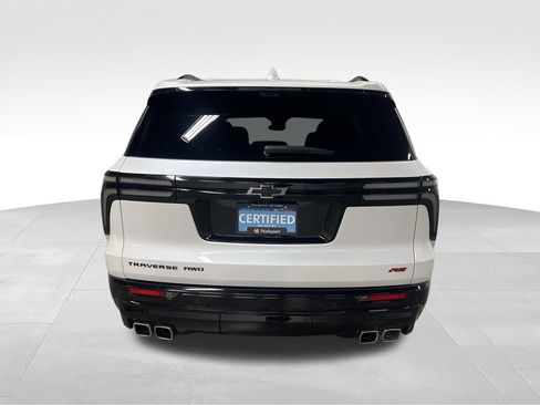 Certified 2024 Chevrolet Traverse RS w/ LPO, Floor Liner Package AWD/4WD image 6