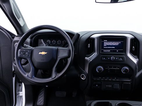 Used 2024 Chevrolet Silverado 1500 Custom AWD/4WD image 3