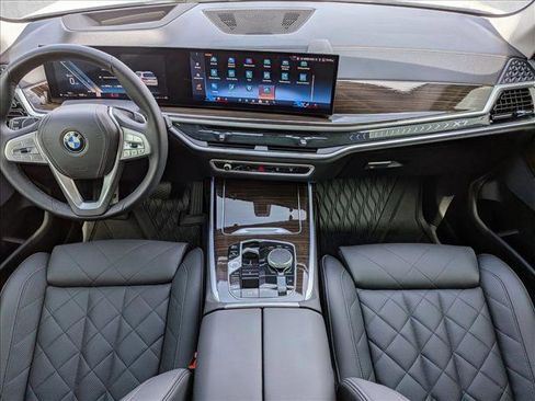 Certified 2024 BMW X7 xDrive40i w/ Climate Comfort Package AWD/4WD image 18