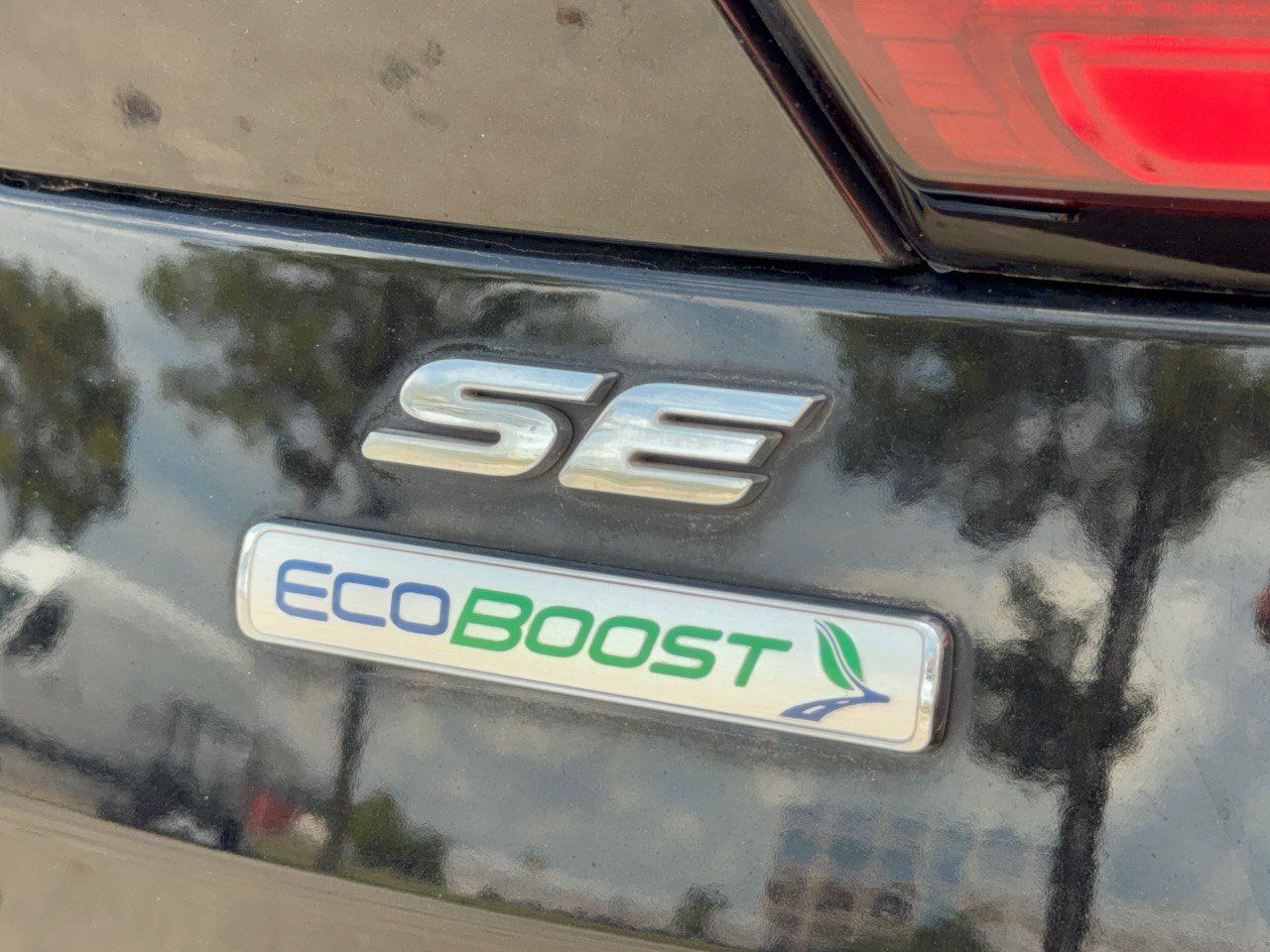 Used 2019 Ford Escape SE FWD image 31
