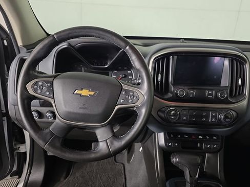 Used 2021 Chevrolet Colorado Z71 w/ Safety Package AWD/4WD image 11
