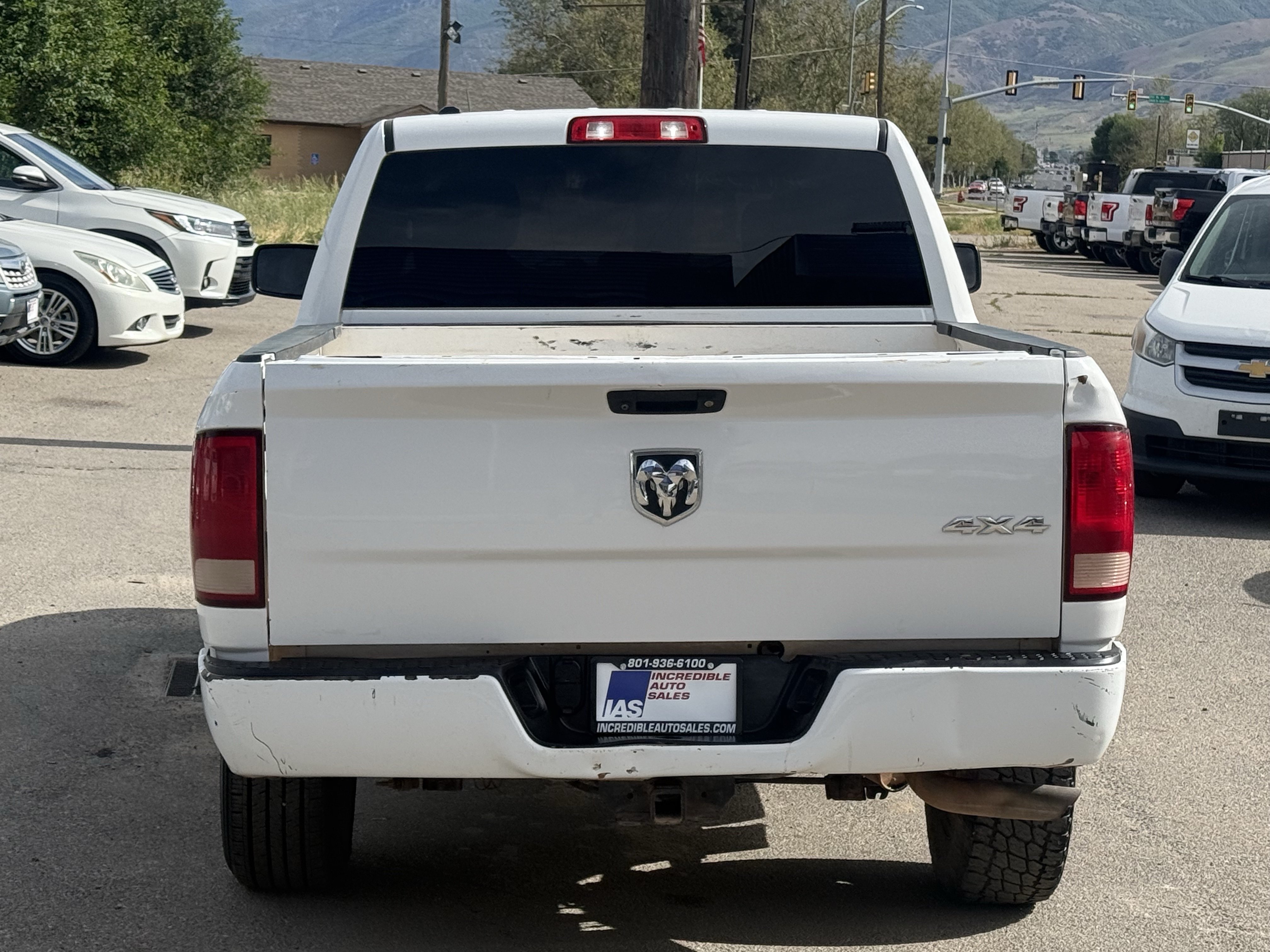 Used 2018 RAM 1500 Express AWD/4WD image 5